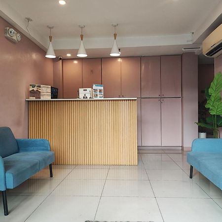 Glory Hotel Cubao Quezon City Buitenkant foto