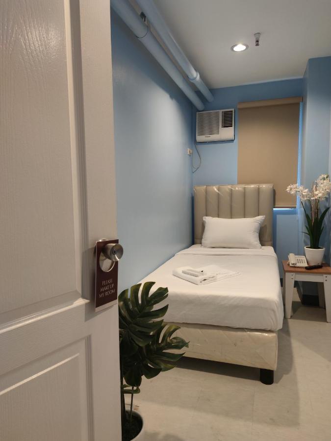 Glory Hotel Cubao Quezon City Buitenkant foto