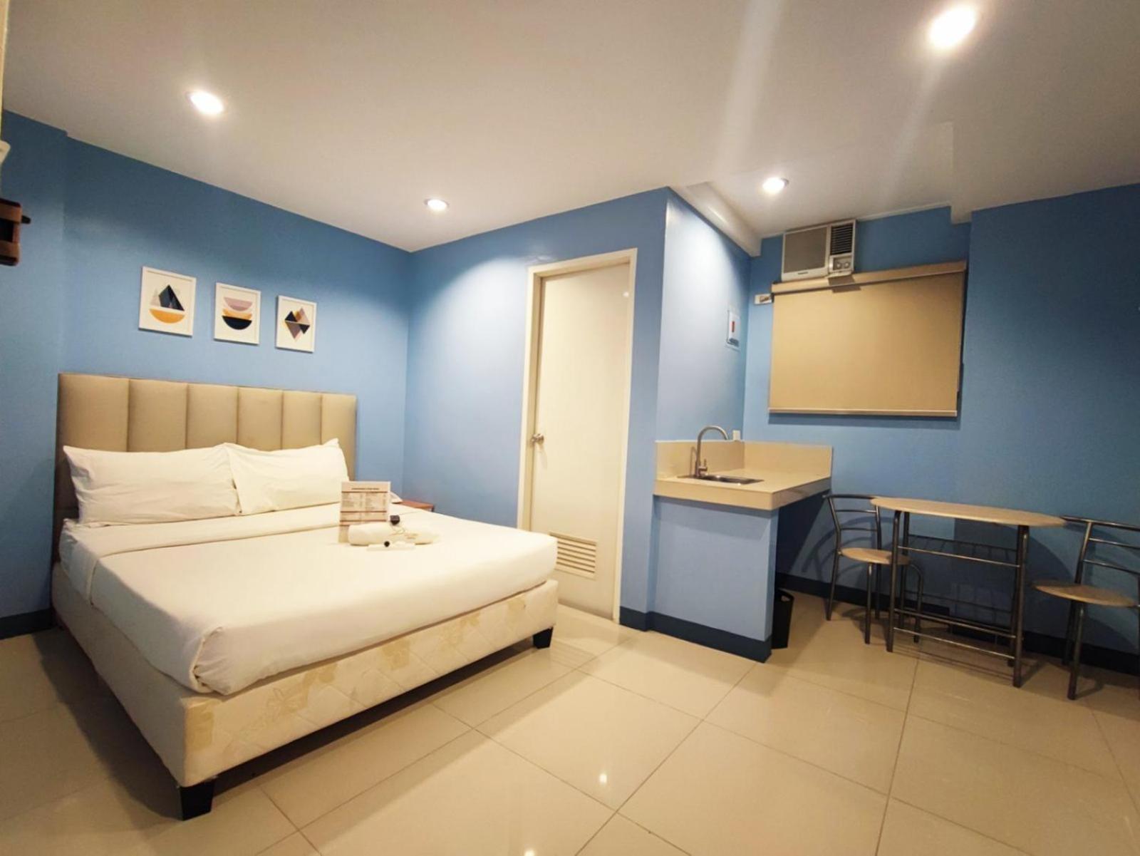 Glory Hotel Cubao Quezon City Buitenkant foto